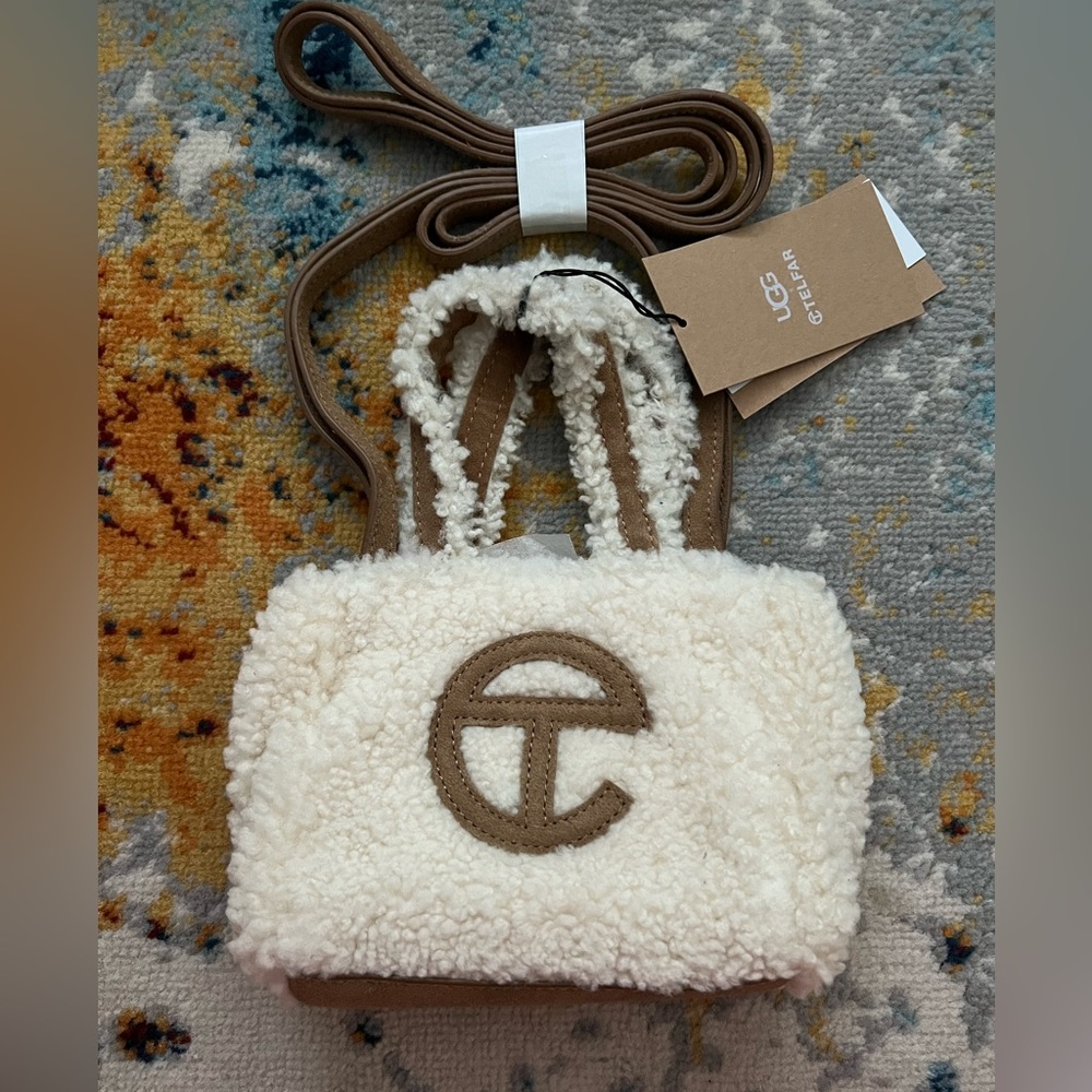 - small reverse telfar